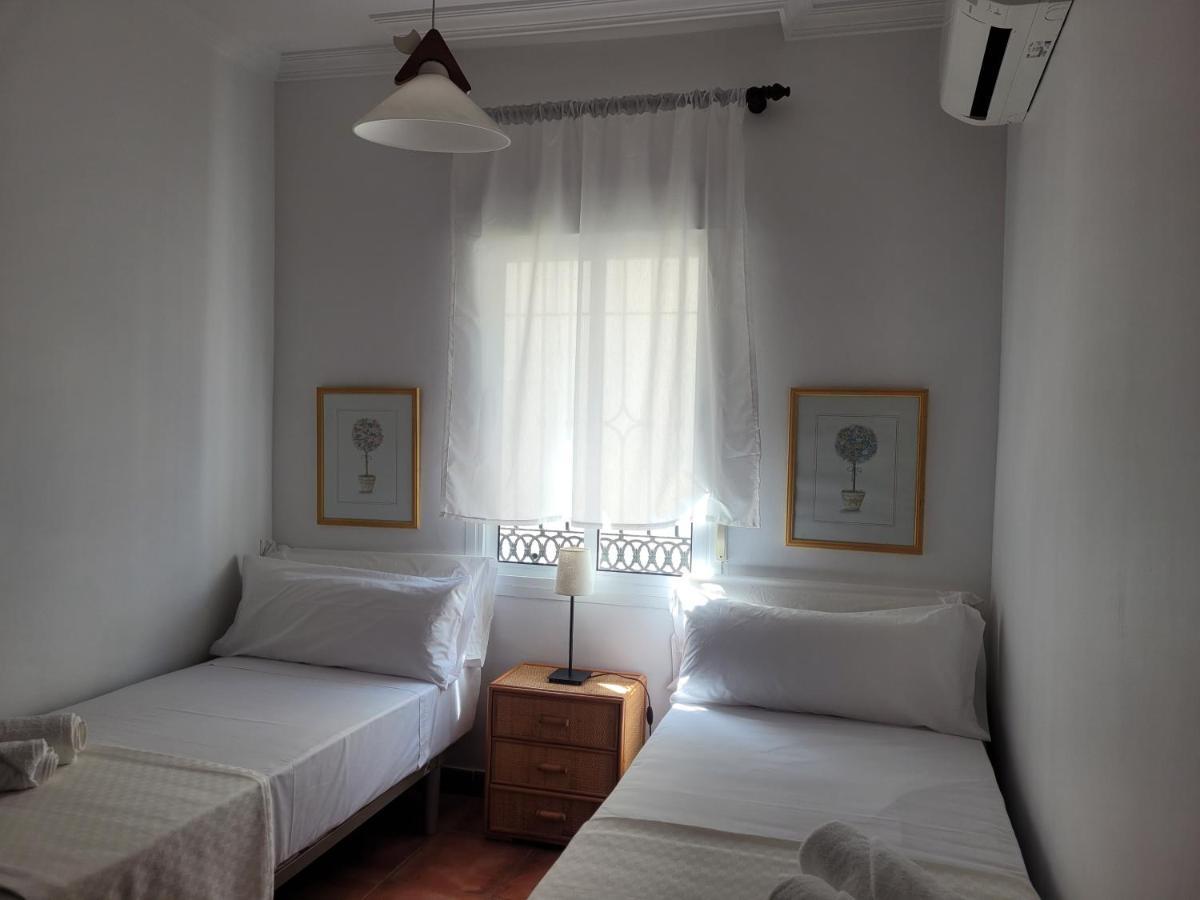 Silhouse Nerja Villas Beach Exterior photo
